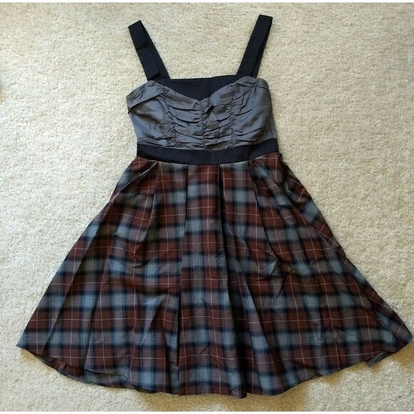 NEW RARE "Invite You Over" Modcloth Dress L plaid tartan dress Made in USA - Picture 2 of 5